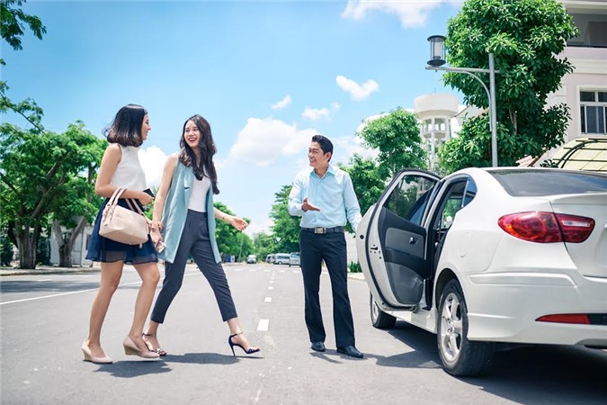 Bắt đầu thử nghiệm dịch vụ xe hợp đồng điện tử GrabCar ở Đà Nẵng