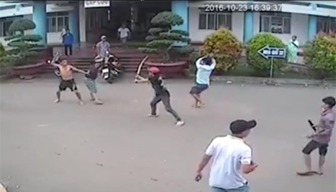 Khởi tố, bắt giam nhóm côn đồ hỗn chiến kinh hoàng trong bệnh viện