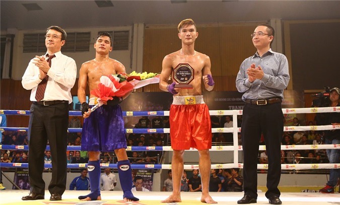 Khán giả Hà Nội sưởi ấm bằng những trận chung kết boxing rực lửa