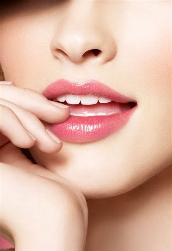 5 cách trị thâm môi tự nhiên tại nhà cực hiệu quả