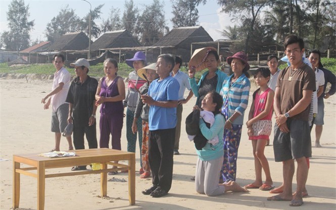 Đã tìm thấy thi thể ngư dân bị lật thuyền thúng ở Quảng Nam