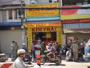 Dọa cho nổ tiệm vàng để "xin đểu" 200 triệu đồng