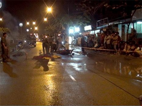 Tránh vũng nước, nam thanh niên bị xe container cán chết