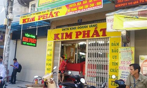 Vụ dọa đốt tiệm vàng xin đểu 200 triệu: Thông tin mới nhất