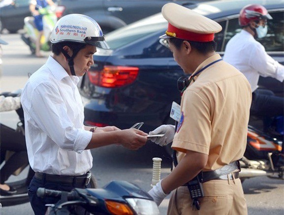 Xe không chính chủ được cảnh sát xác minh thế nào?