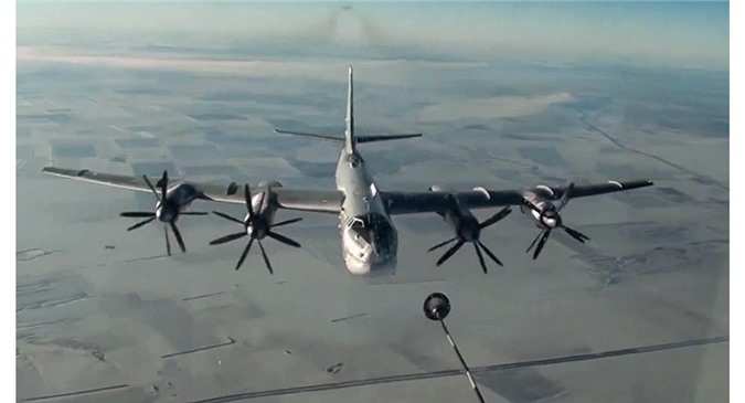 Nga điều chiến cơ trang bị tên lửa tấn công IS tại Syria