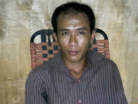 Giả danh cảnh sát hình sự thu tiền bảo kê quán cafe