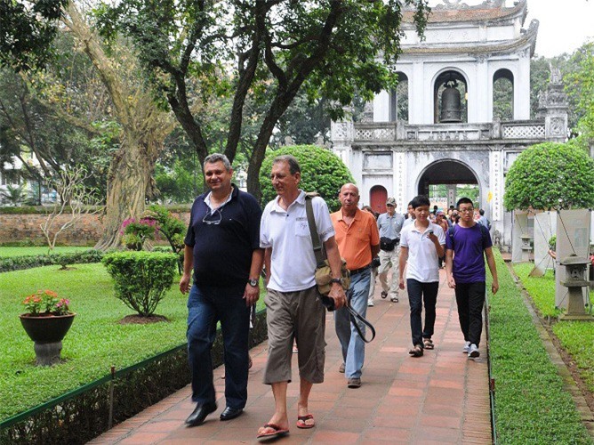 10 tháng đầu năm, khách quốc tế đến Hà Nội tăng mạnh 