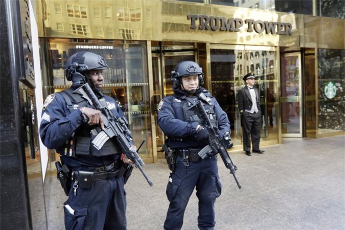 Tiết lộ mức chi phí cao ngất ngưởng bảo vệ Donald Trump mỗi ngày