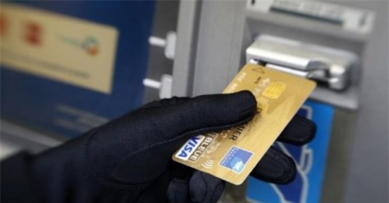 100 triệu đồng trong thẻ ATM Agribank "không cánh mà bay"