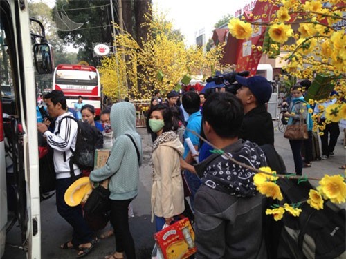 Bộ Giao thông yêu cầu không để hành khách chậm về quê đón Tết