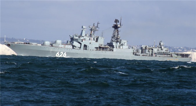 Tàu Nga cứu thủy thủ đoàn tàu Ukraine trên Địa Trung Hải