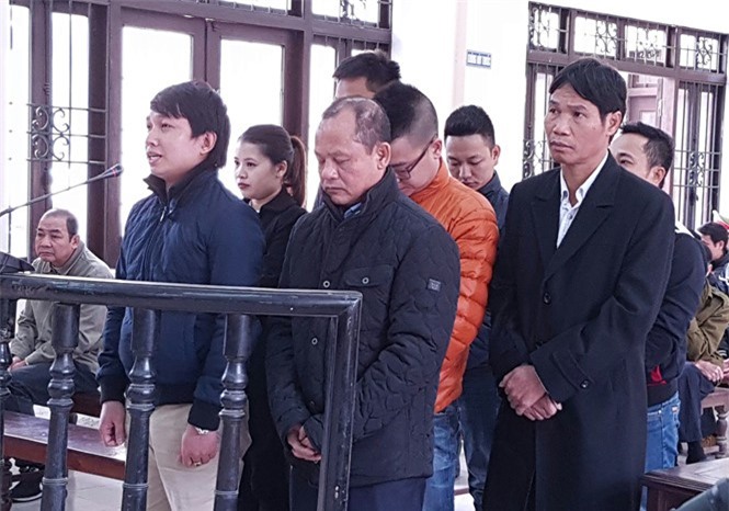 Bị cáo Minh "sâm" nói mắt bị mờ, trí nhớ lẫn lộn 