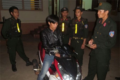 Cảnh sát cơ động tóm gọn tên trộm xe máy khi đi tuần tra