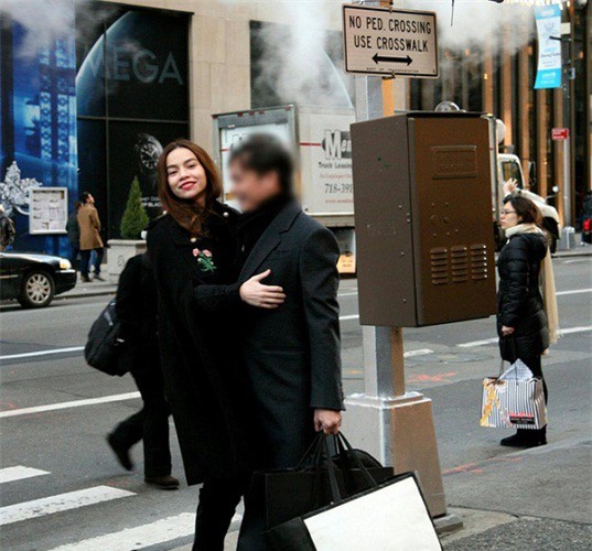 Hồ Ngọc Hà "tình tứ" cùng Chu Đăng Khoa trên đất Mỹ?