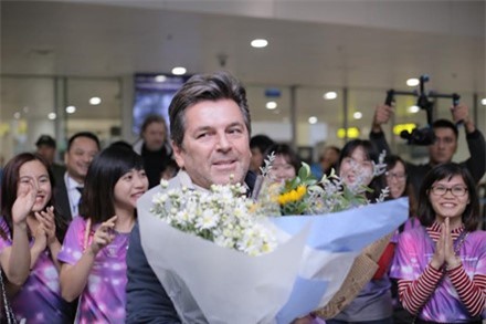 Huyền thoại Modern Talking phong độ ở tuổi 53 khi đến Việt Nam