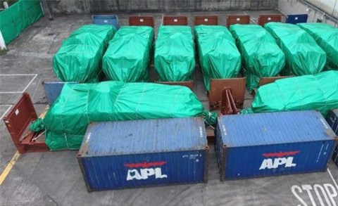 Trung Quốc "đứng sau" vụ Hồng Kông thu giữ 9 xe bọc thép của Singapore