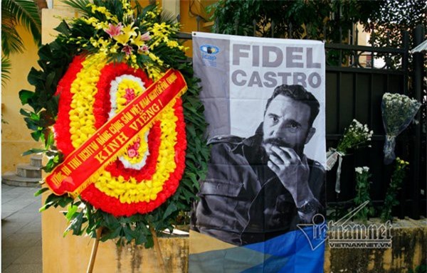Fidel Castro qua đời: Việt Nam để quốc tang 1 ngày