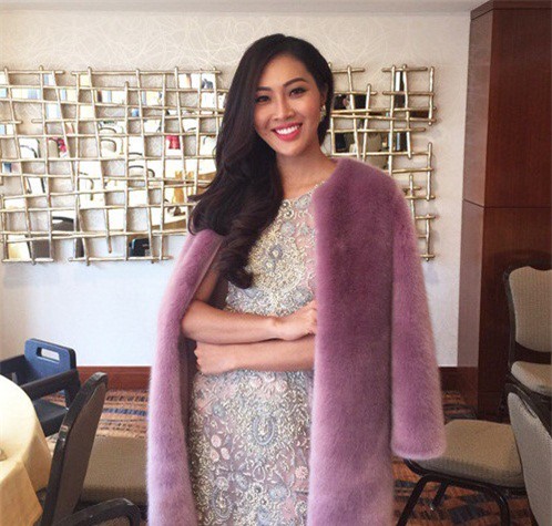 Hoa khôi Diệu Ngọc tự tin nói tiếng Anh tại Miss World