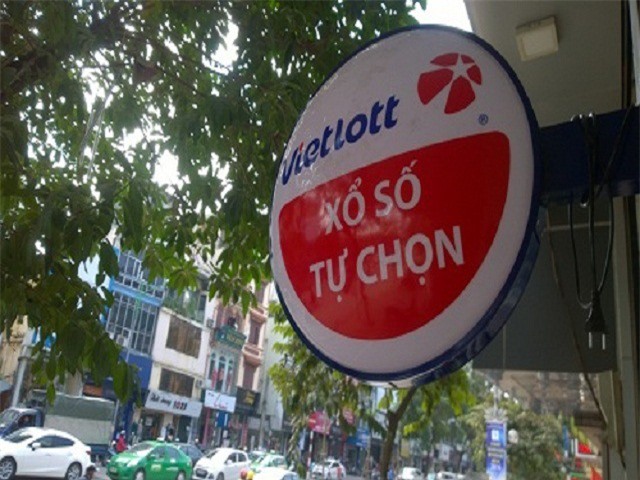 "Bật mí" những điểm bán vé số Vietlott ở Hà Nội