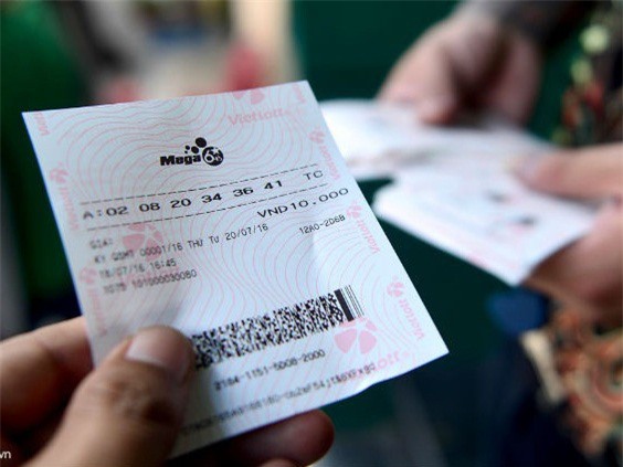 Vé số Vietlott trúng giải bị rách có thể lĩnh thưởng?