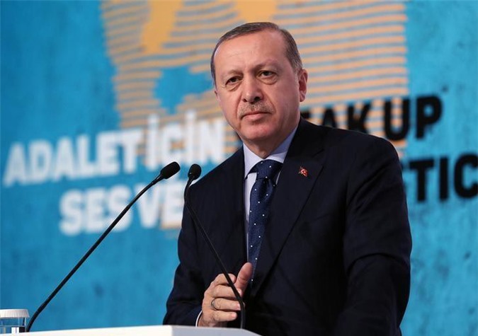 Erdogan đã giải thích với Putin về tuyên bố lật đổ Tổng thống Syria