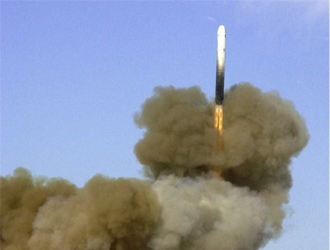 Không quân Mỹ "lo sốt vó" vì tên lửa siêu thanh của Nga