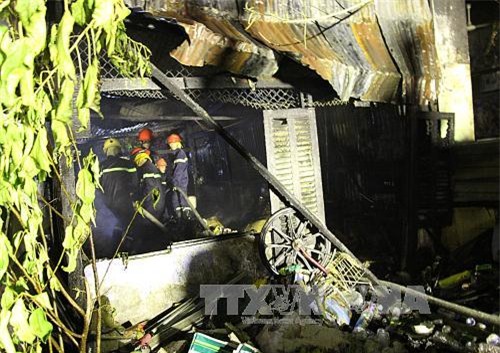 Cháy nhà ở Cà Mau, chủ nhà bị bỏng nặng