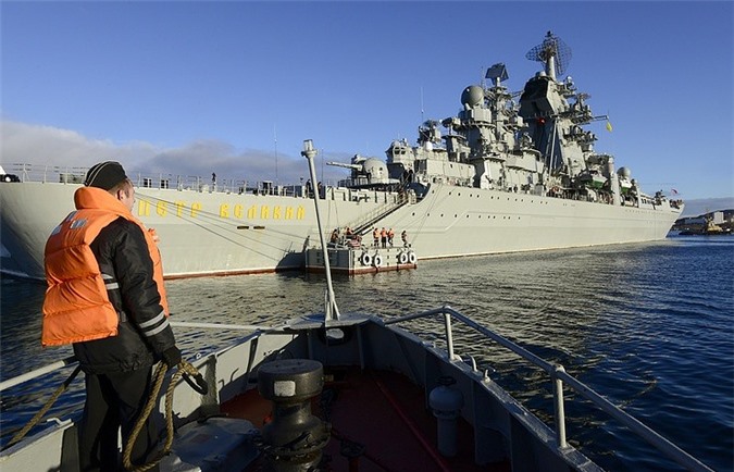 8 tàu chiến NATO "bám đuôi" hải quân Nga đang tới Địa Trung Hải