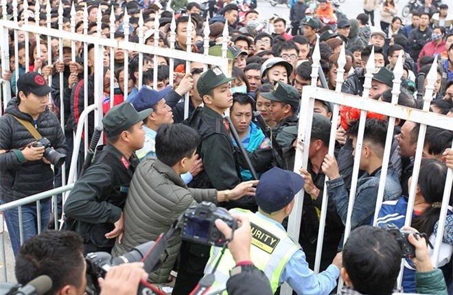 AFF Suzuki Cup 2016: Sẽ có 700 CSCĐ bảo vệ trận Việt Nam - Indonesia