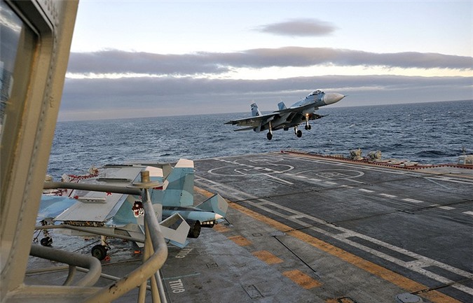 Nga: Su-33 rơi xuống biển sau khi thực hiện sứ mệnh ở Syria