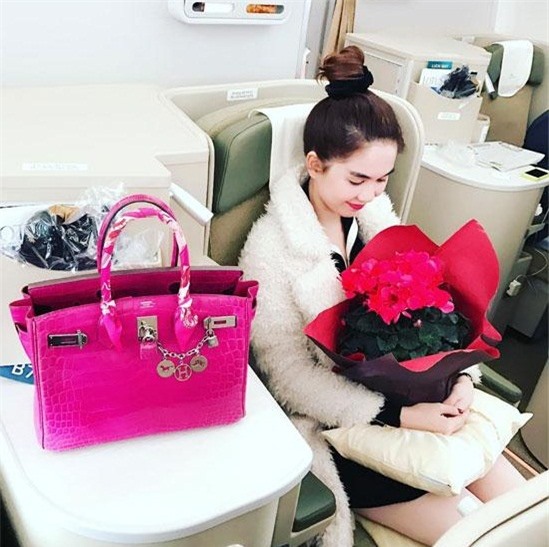 Ngọc Trinh ngất ngây hạnh phúc bên tình yêu mới?