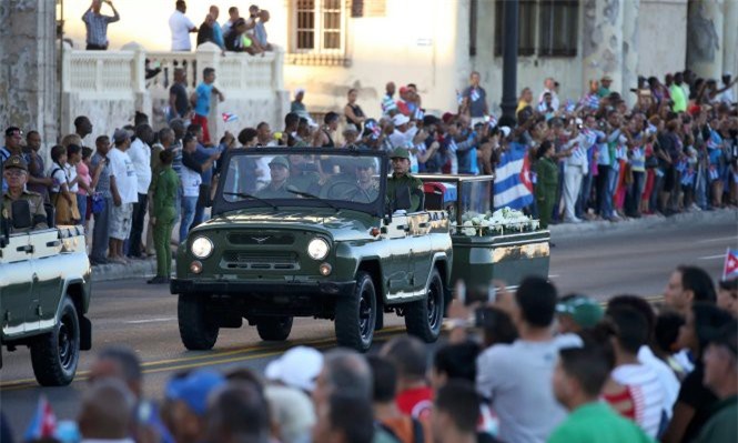 Người dân Cuba hô vang lời vĩnh biệt: "Tôi là một Fidel"