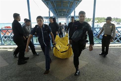 Máy bay rơi ở Indonesia: Toàn cảnh vụ tai nạn 