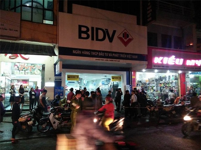 BIDV lên tiếng vụ kẻ cầm súng xông vào cướp ngân hàng ở Huế