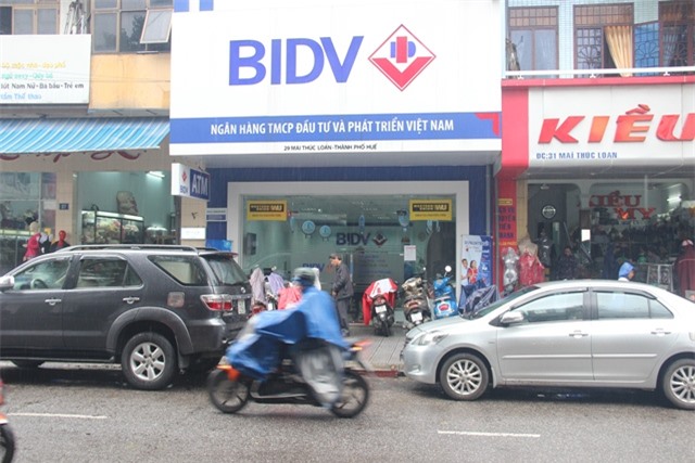 Cướp ngân hàng tại Huế: 17 giây, cướp 725 triệu đồng