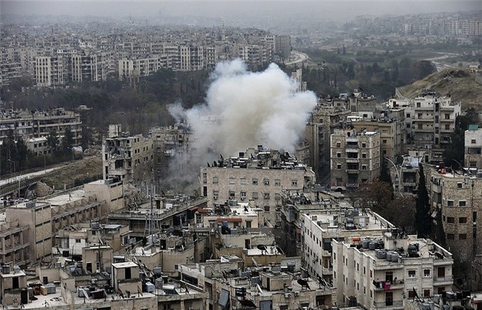 Phiến quân nã pháo vào Aleppo - Syria, đại tá Nga tử nạn
