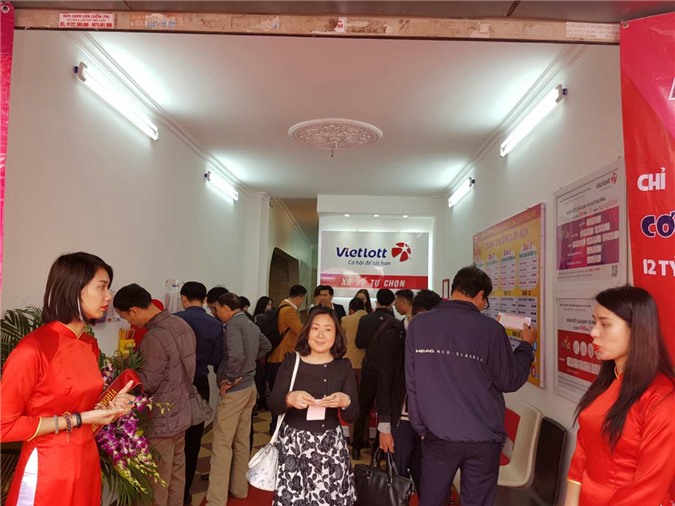 Trúng xổ số Vietlott, người chơi nộp thuế ra sao?