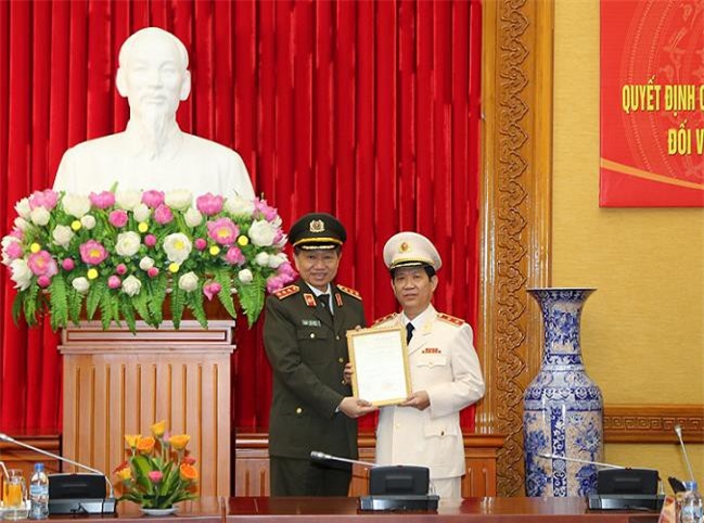 Thăng hàm Trung tướng cho Thứ trưởng Công an Nguyễn Văn Sơn