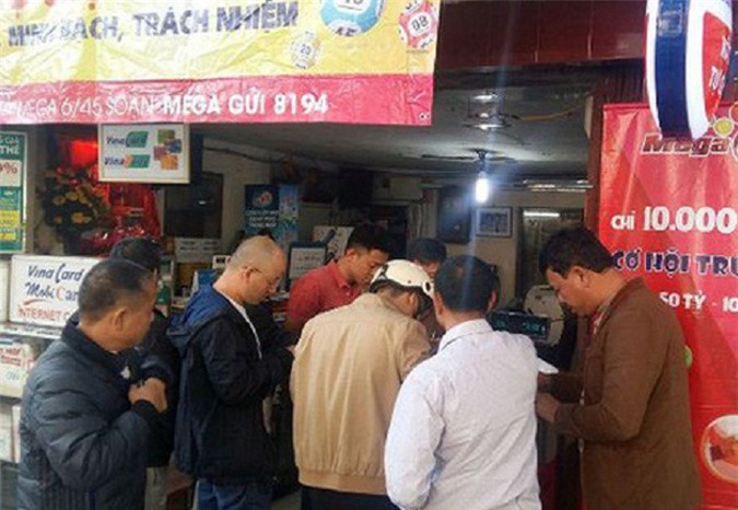 Xổ số Vietlott: Khách chi 40 triệu mua vé đã trúng thưởng