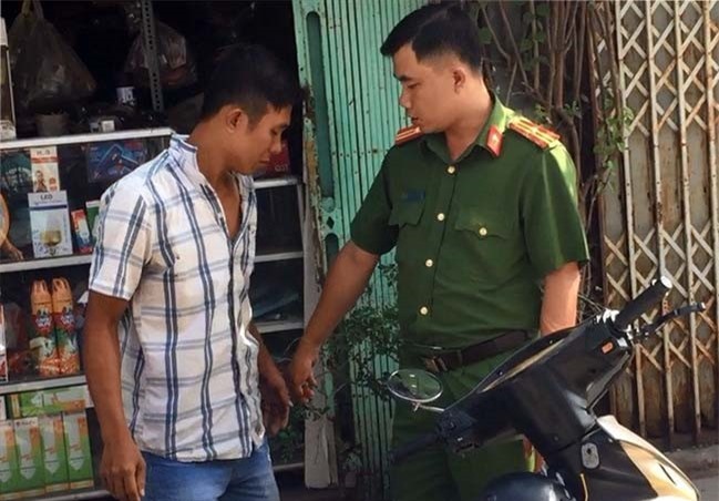 Phó trưởng Công an phường bắt cướp như phim hành động