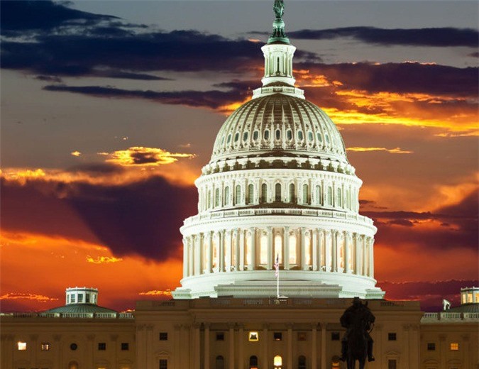 Thượng nghị sĩ Mỹ đề nghị Trump siết chặt chính sách với Nga 