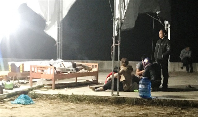 Rơi xuống hố nước, 2 học sinh chết đuối thương tâm