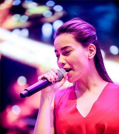 Duyên Dáng Việt Nam: Hồ Ngọc Hà để mặt mộc đến tổng duyệt