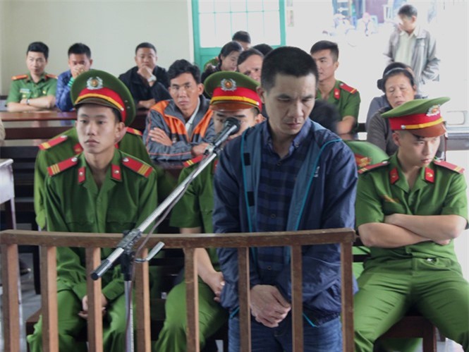 Mới ra tù đã buôn "hàng trắng" và cái kết thích đáng