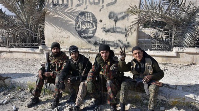 Nga: Hơn 700 tay súng phe đối lập Syria hạ vũ khí tại Aleppo