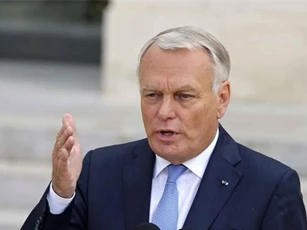 Pháp: Mải đánh phiến quân ở Aleppo, Nga tuột mất Palmyra