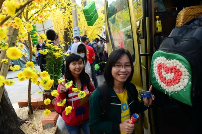 Thủ tướng Chính phủ: Không để hành khách không kịp về quê đón Tết