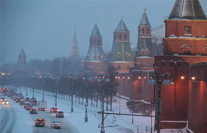 Merkel, Hollande muốn tiếp tục trừng phạt Nga, Kremlin "đáp trả"