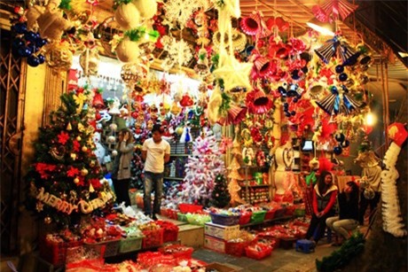 Những địa điểm vui chơi Noel không thể bỏ qua tại Hà Nội